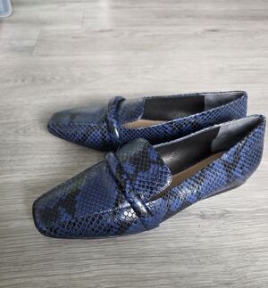 Veronica Beard Grier Loafer in Indigo Size 6.5